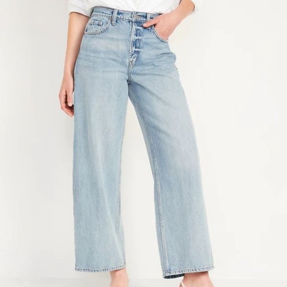 Old Navy women’s extra high waisted baggy non stretch jeans - Nessa Clean